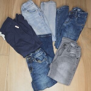 Size  5 The Children's Place Kids Jeans - Blue, Gray, Navy